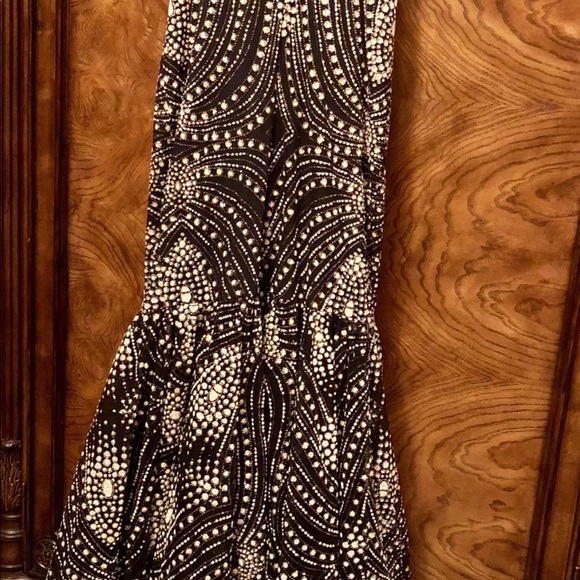 Badgley Mishka size 12 gown.  Worn once - Picture 2 of 5